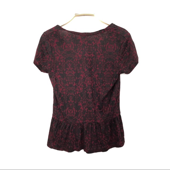 TALULA | RED & BLACK FLORAL & SKULL LACE PRINT TEE - Picture 4 of 7